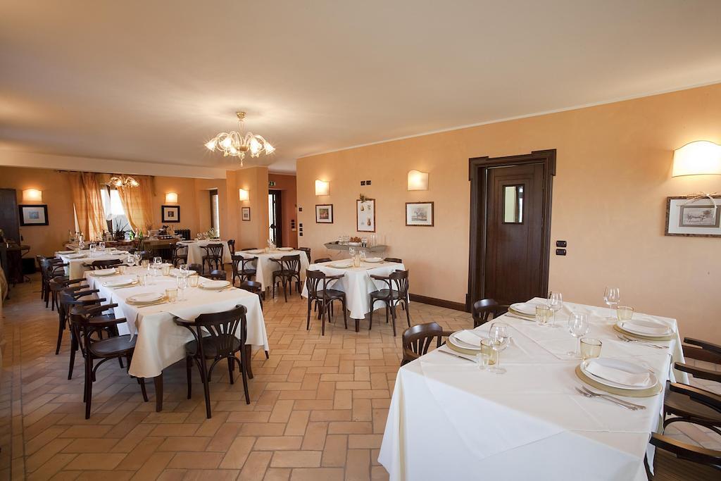 Hotel Agriturismo Fattoria Marchetti Montalto delle Marche Exterior foto