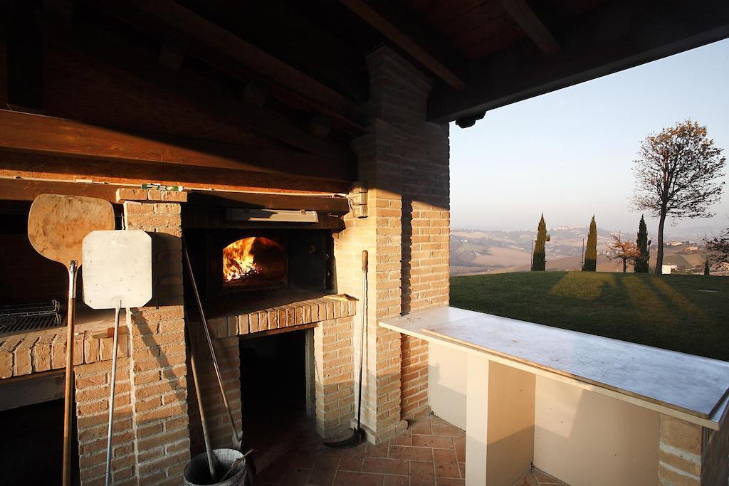 Hotel Agriturismo Fattoria Marchetti Montalto delle Marche Exterior foto